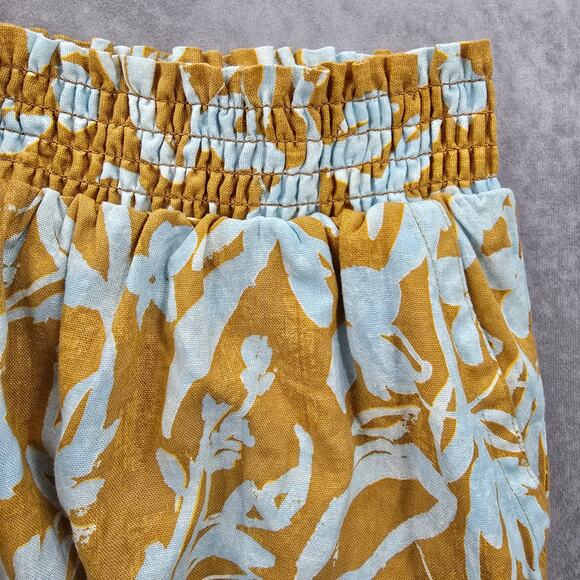Ava & Viv Yellow White Linen Pull Up Shorts Plus 2X - Picture 4 of 6